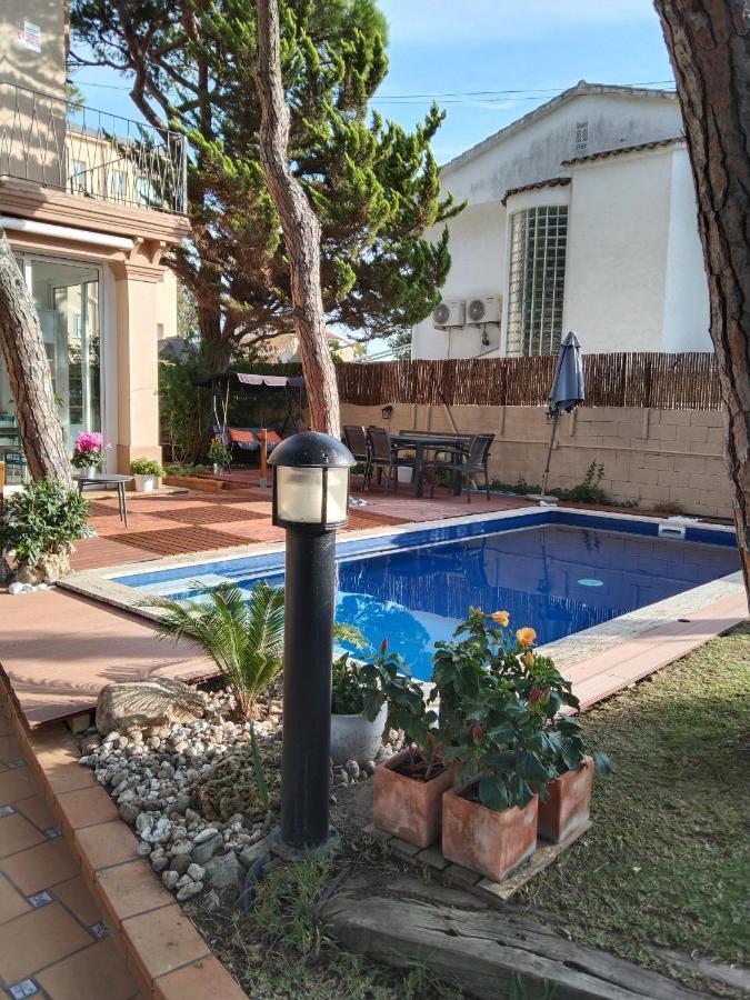 Villa Bella Estanca Castelldefels Exterior foto
