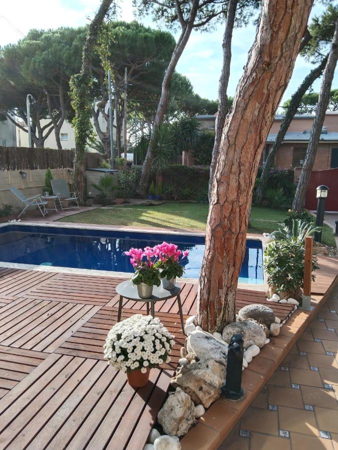 Villa Bella Estanca Castelldefels Exterior foto