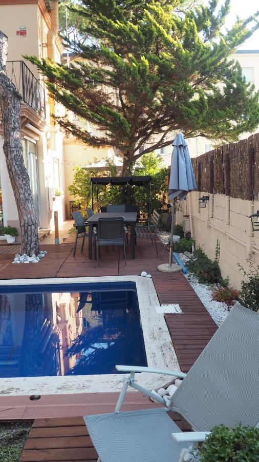 Villa Bella Estanca Castelldefels Exterior foto